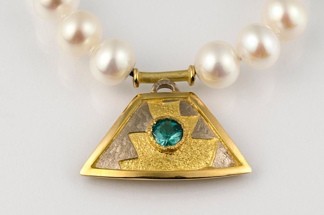 image-pearl-necklace